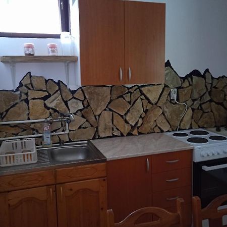 דירות Jevtici Vikendica Kod Brice מראה חיצוני תמונה